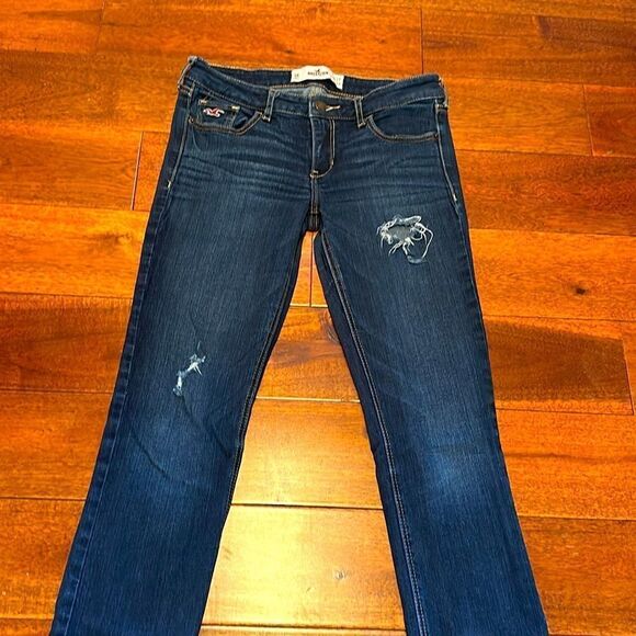 Hollister Jeans 5R - Picture 2 of 9